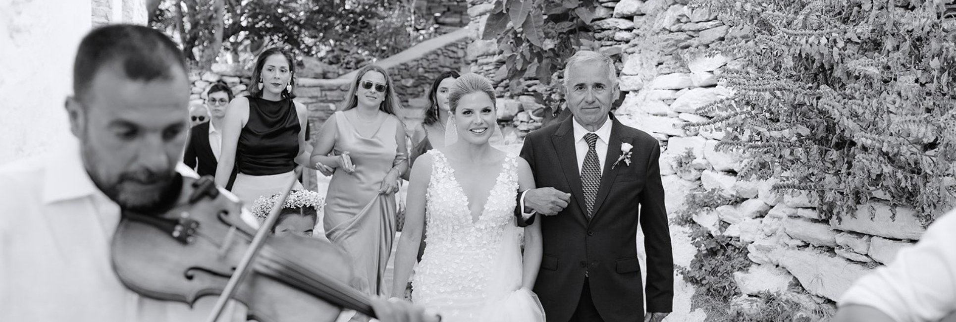 Miltos & Fotini – An Elegant Summer Wedding in Tinos