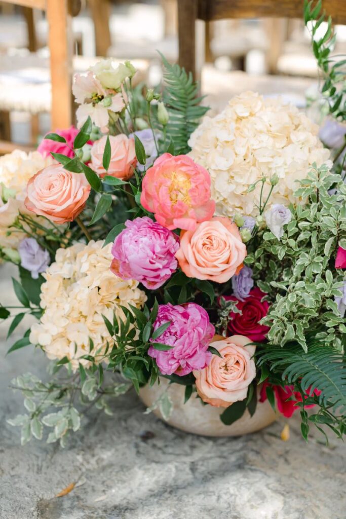 Bright and colorful destination wedding florals at Agreco Farm in Crete by Oniranthi Floral Designers