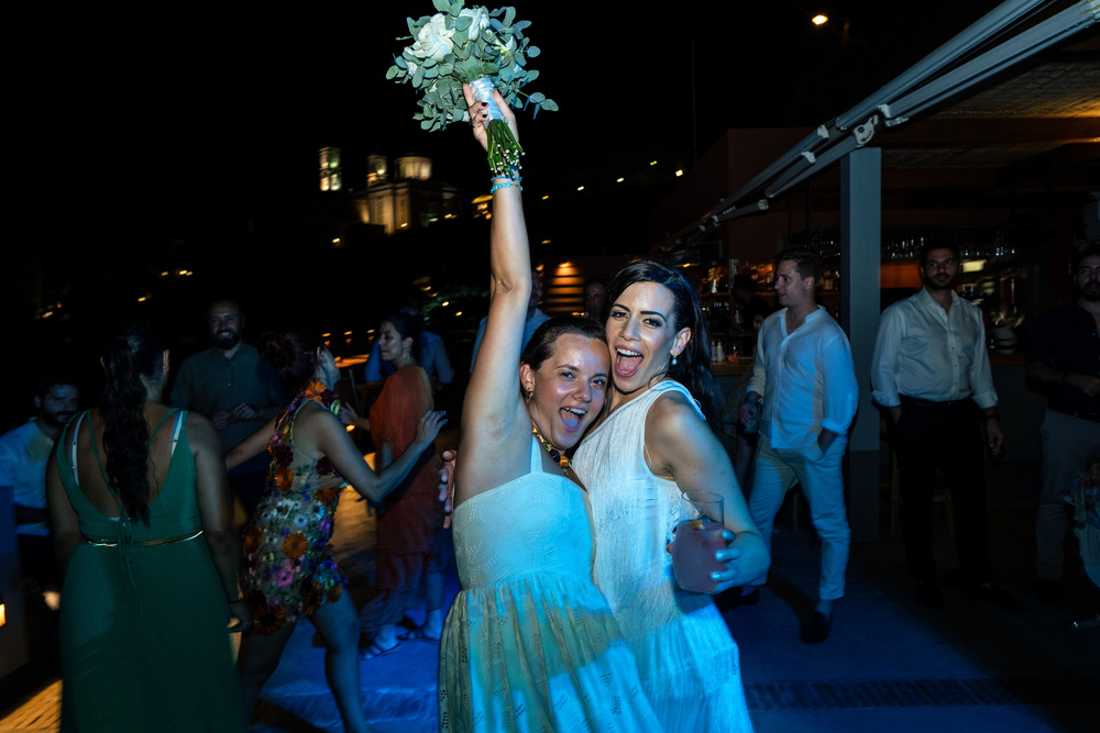 A romantic wedding in Syros - Ilia & Flavio